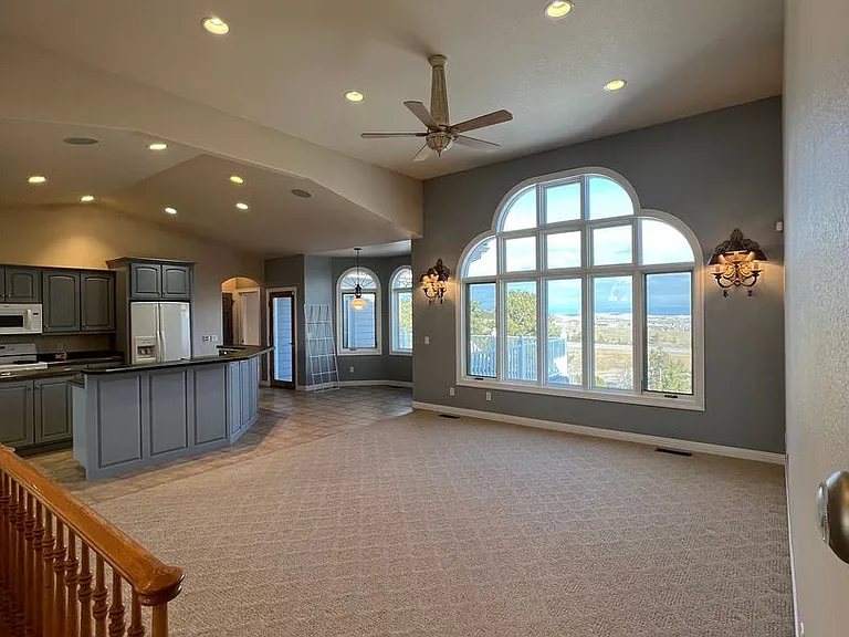 1124 Alta Vista Dr — Photo 8