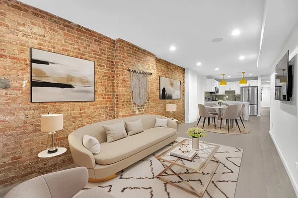 Sold by Compass | media 16