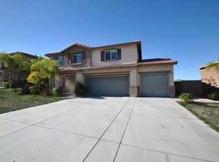 9267 Golden Lantern Rd, Riverside, CA 92508