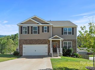 166 Amblers Knoll Rd, Weaverville, NC 28787