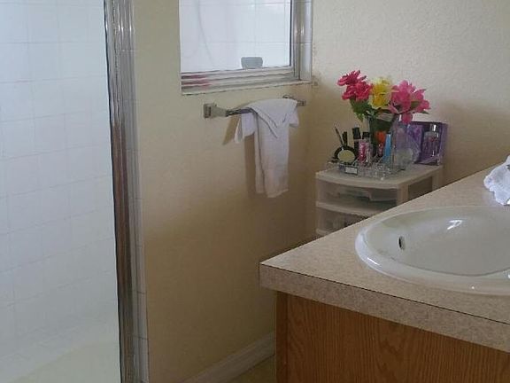 4th image of 1503 NW 20th Ter