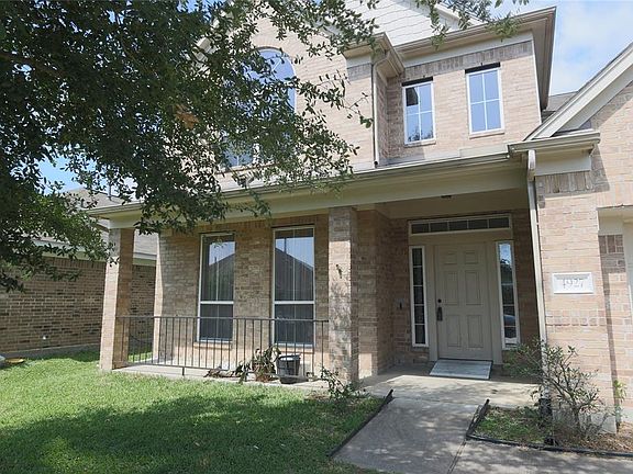 4th image of 4927 Kale Garden Ct