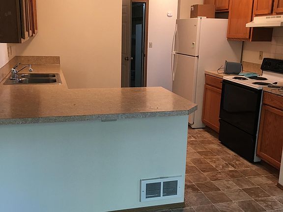4th image of 16311 Birkland St SE