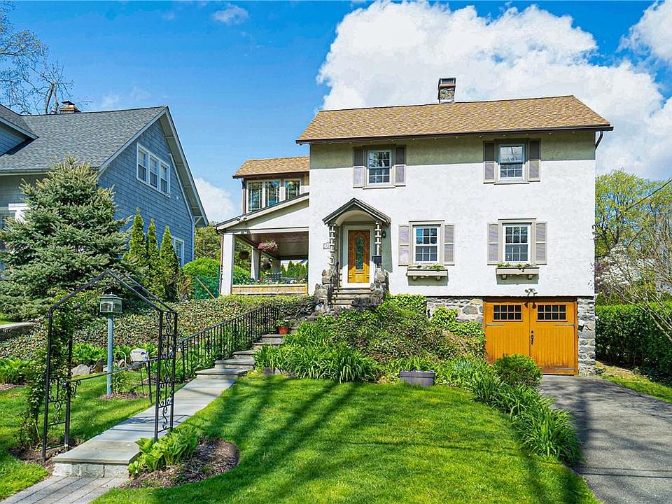 1st image of 740 Forest Avenue