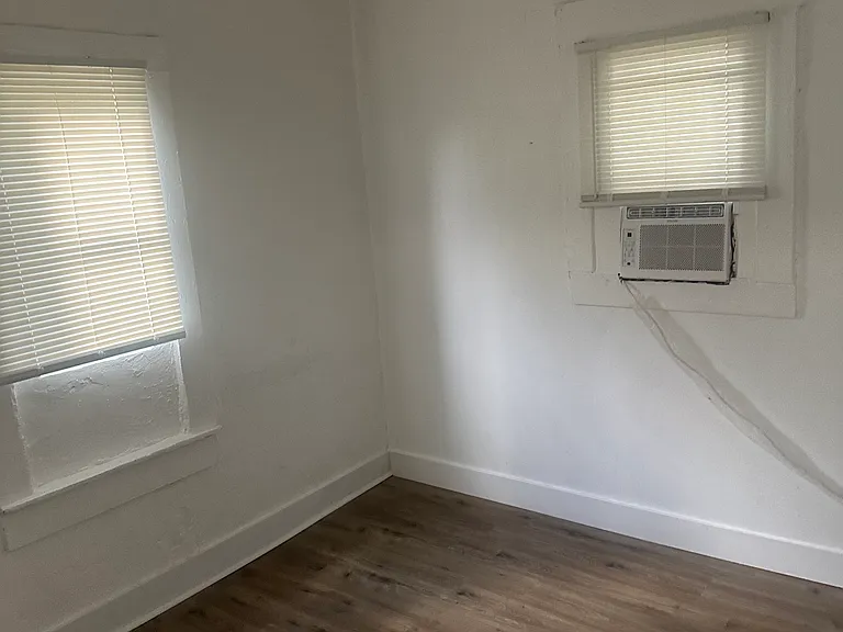 5619 NW 5th Ave #2 — Photo 6