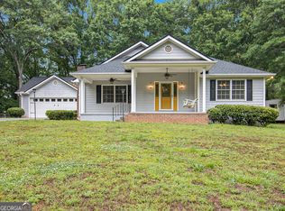 49 Pleasant St, Danielsville, GA 30633