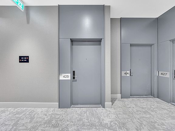 5th image of 285 Dufferin St W #425