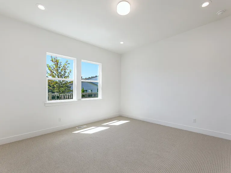 8601 W Stillmore St — Photo 16