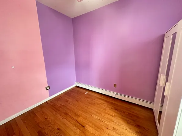 29 Romaine Avenue image 4 of 7