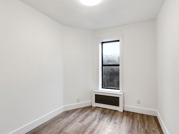4th image of 124 E 117th St APT 6P