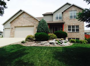 1361 Armagh Ln, Sun Prairie, WI 53590