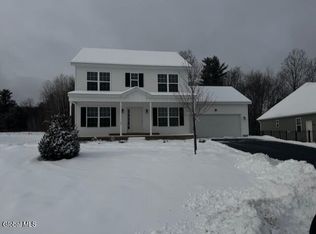 90 Seashore Way, Mechanicville, NY 12118
