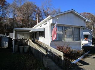 25 Loring Ct, Wallingford, CT 06492