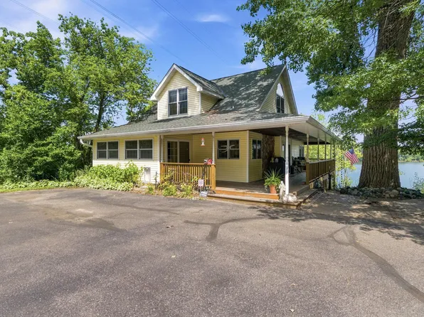 3020 Oakdale Dr, Saint Paul, MN 55115
