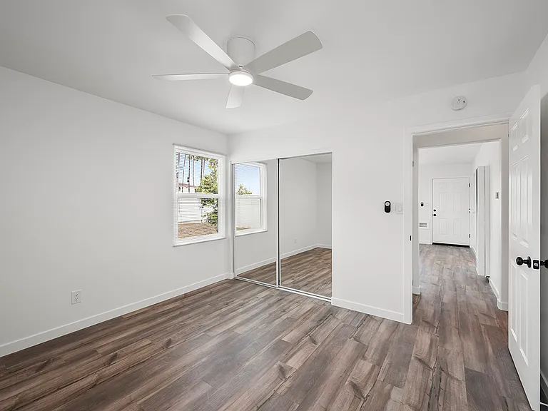 6378 Streamview Dr — Photo 8
