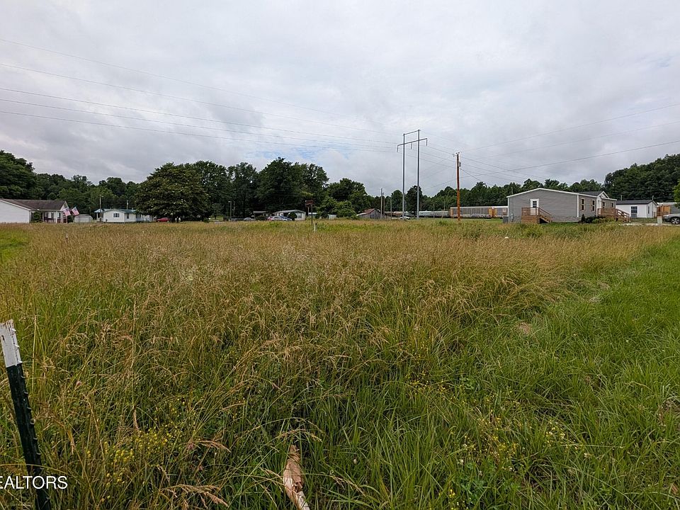 1st image of 0 Pullman Ln