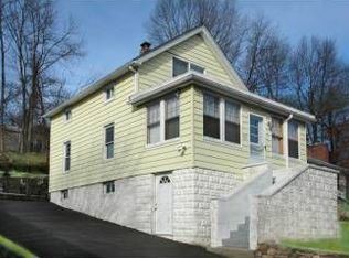 312 Valley Rd, Cos Cob, CT 06807