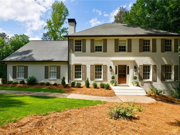 4470 Karls Gate Dr, Marietta, GA 30068