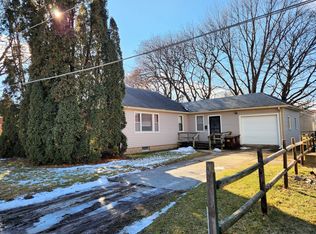 304 Walnut St, Prophetstown, IL 61277