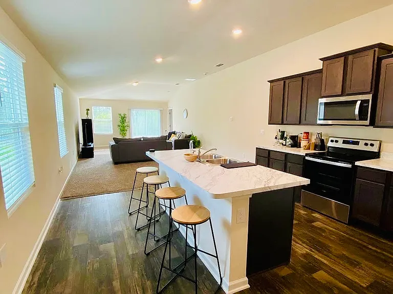 6182 Bucking Bronco Dr — Photo 2