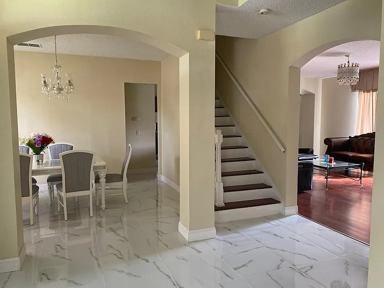 2705 Grapevine Crst — Photo 35