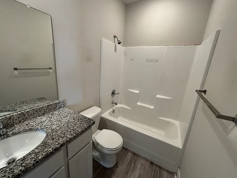 2837 W 55th St N — Photo 11