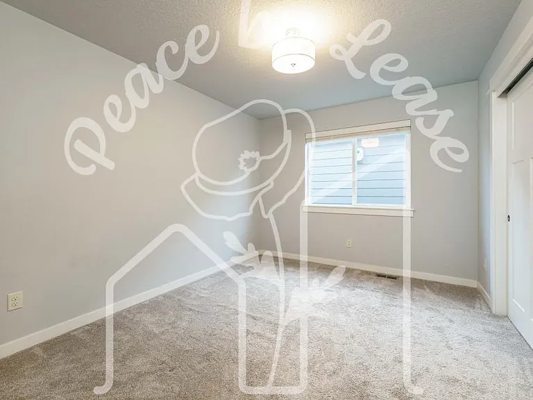 2573 SW McKenna Pl — Photo 24