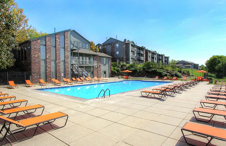 LionsHead Apartments — Photo 1