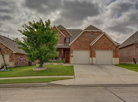 3rd image of 14512 Seventeen Lakes Blvd