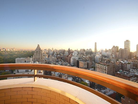 3rd image of 800 5th Ave APT 29G