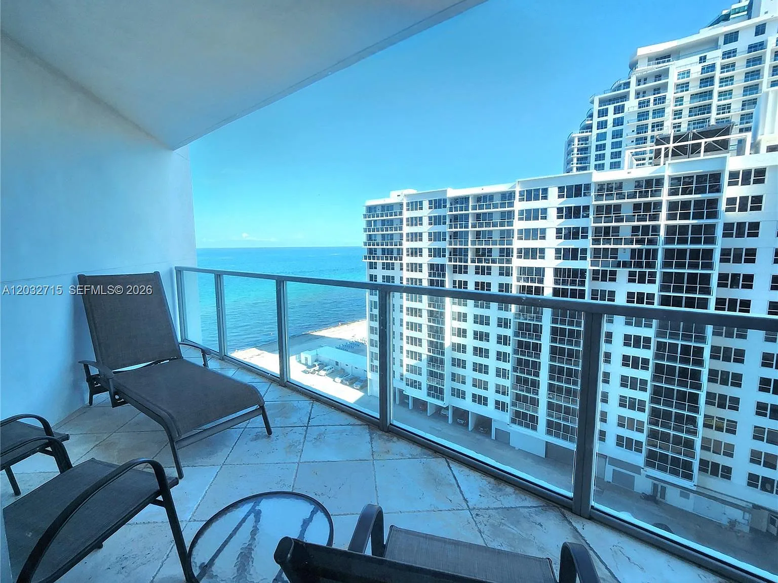 Ocean Palms Condo — Photo 2