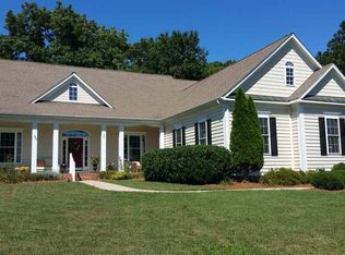 105 Claybrook Dr, Waynesboro, VA 22980