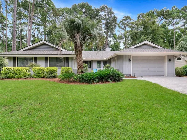 8 Governors Ln, Hilton Head Island, SC 29928