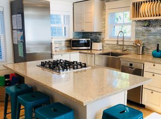 9A Conwell St APT 5, Provincetown, MA 02657