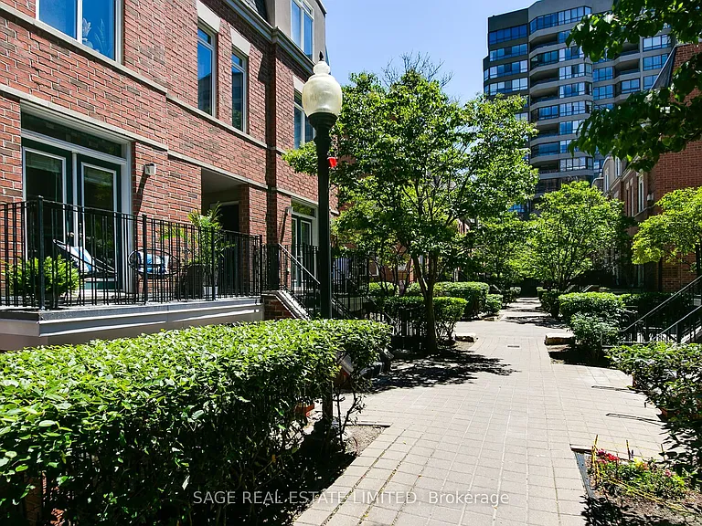 415 Jarvis St #227 — Photo 3