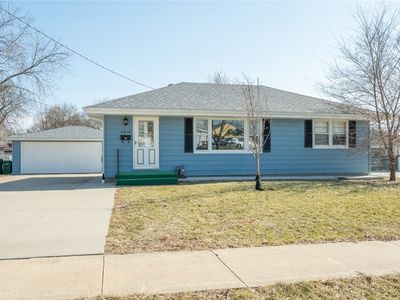 7414 Dennis Dr, Urbandale, IA, 50322