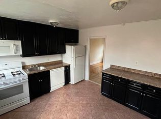 20-71 28th St #2B, Astoria, NY 11105