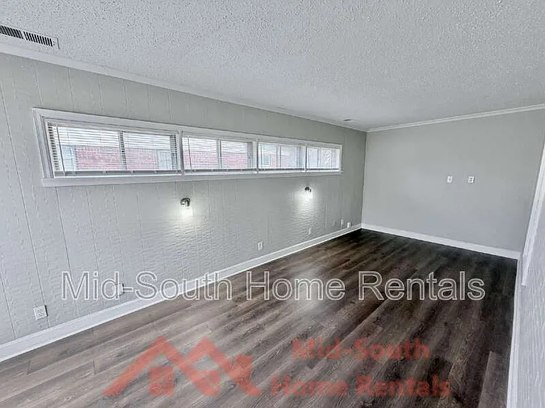 1156 Brower St — Photo 11