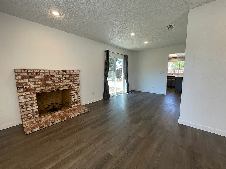 33 Briarwood Ct — Photo 7