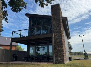 445 Lake Ave #101, Fairmont, MN 56031