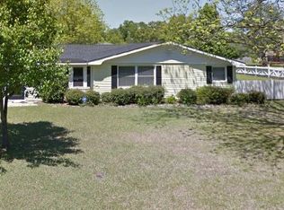 102 Hobbins Dr, Dublin, GA 31021