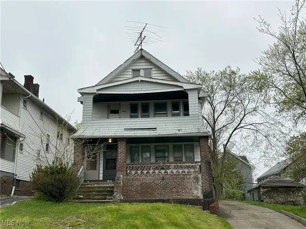 1830 Reyburn Rd, Cleveland, OH 44112