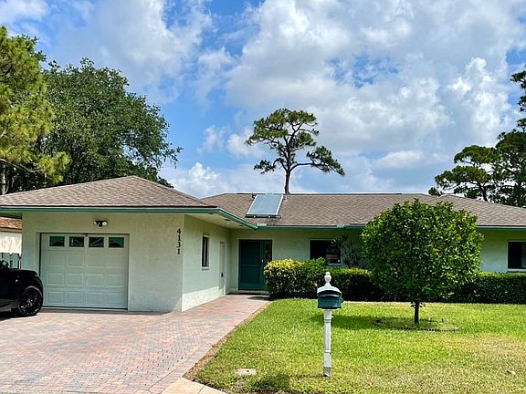 3rd image of 4131 Grovepark Ln