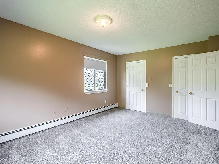 Orchard Park Apartments — Photo 20