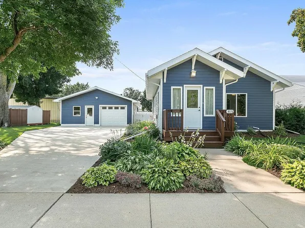 408 Koronis Ave, Paynesville, MN 56362