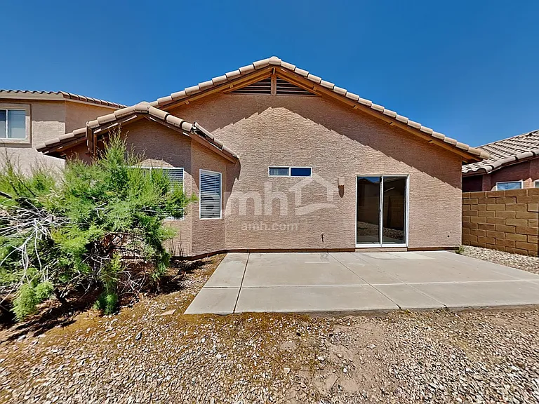 11635 W Retheford Rd — Photo 22