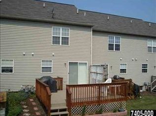 1054 Hearthridge Ln, York, PA