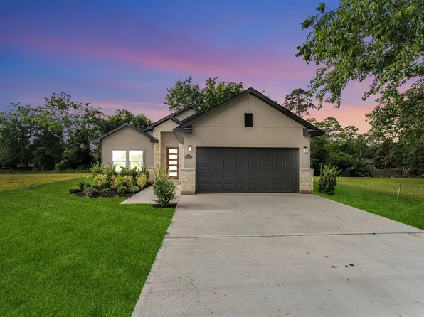 12425 Walden Rd, Montgomery, TX 77356