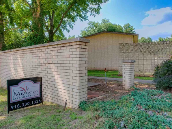 2505 E Hartford Ave, Ponca City, OK 74604