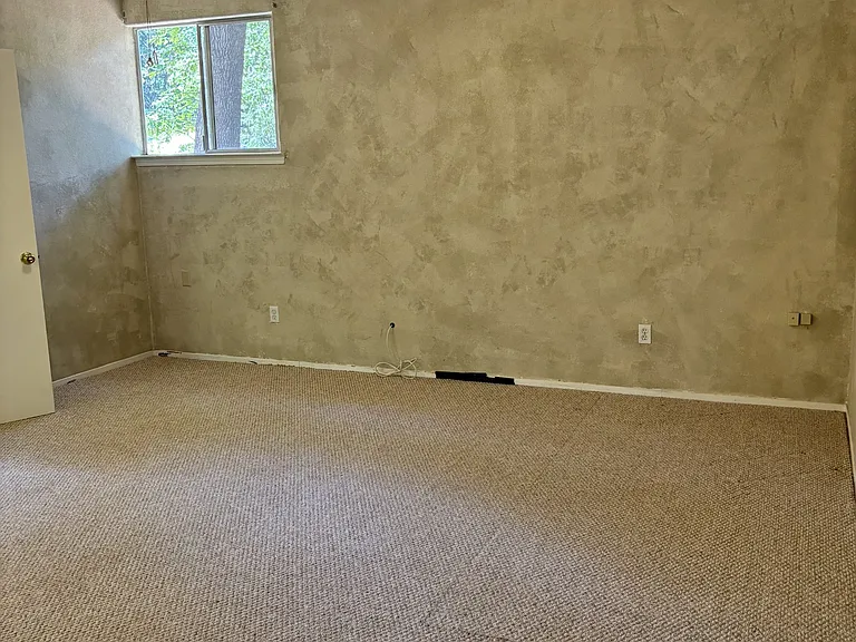 11019 Glen Meadow Dr #C — Photo 3